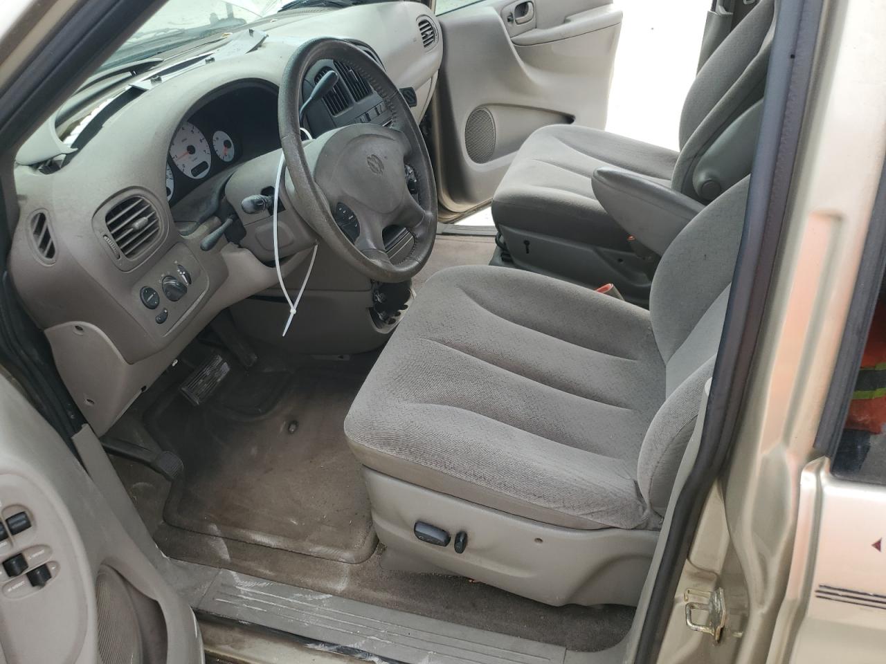 2003 Dodge Grand Caravan Sport VIN: 2D4GP44L63R235134 Lot: 59277485