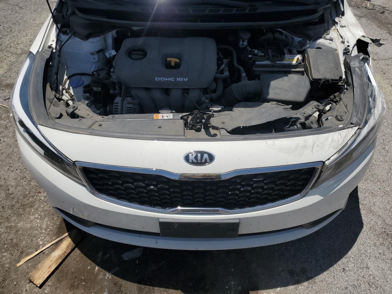 2018 Kia Forte Lx VIN: 3KPFK4A73JE170224 Lot: 61084995
