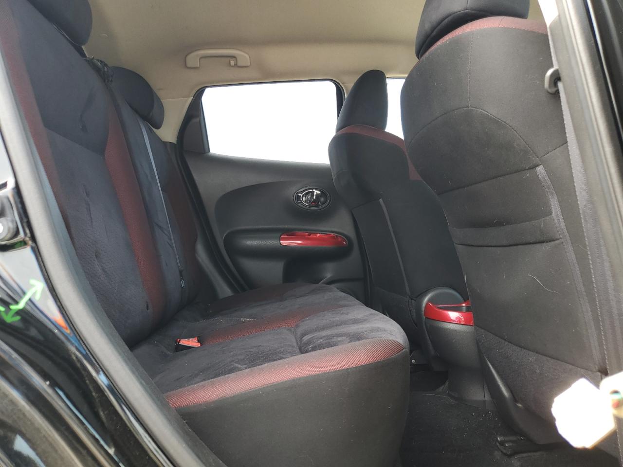 2014 Nissan Juke S VIN: JN8AF5MR6ET352275 Lot: 62381165