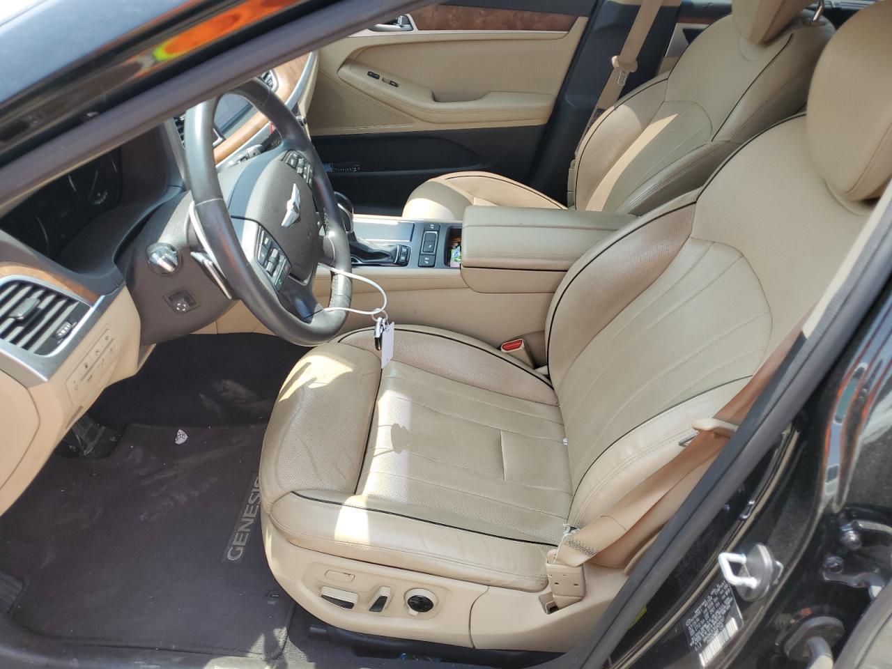 2015 Hyundai Genesis 5.0L VIN: KMHGN4JF3FU054397 Lot: 59112625