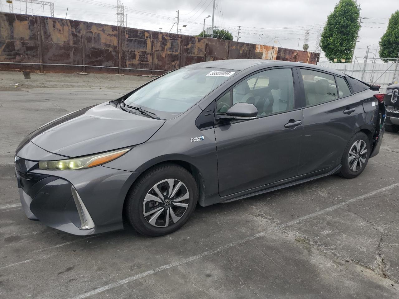 2017 Toyota Prius Prime  zu verkaufen in Wilmington, CA - Rear End