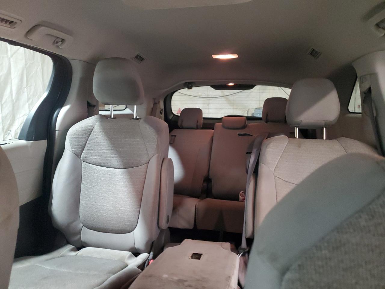 2021 Toyota Sienna Le VIN: 5TDKRKECXMS003794 Lot: 62223855