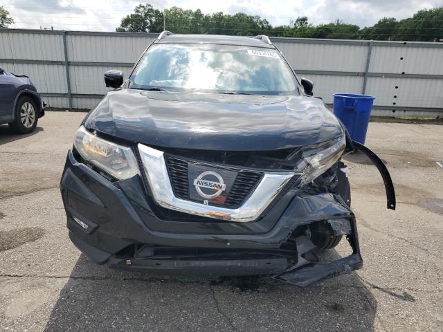  NISSAN ROGUE 2017 Czarny