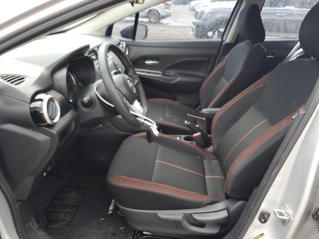  NISSAN VERSA 2020 Серебристый