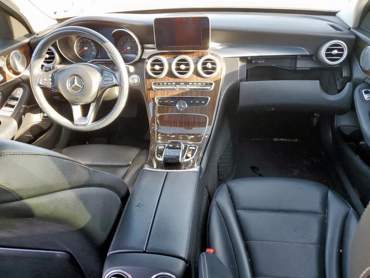 2015 Mercedes-Benz C 300 VIN: 55SWF4JB7FU060737 Lot: 62910655