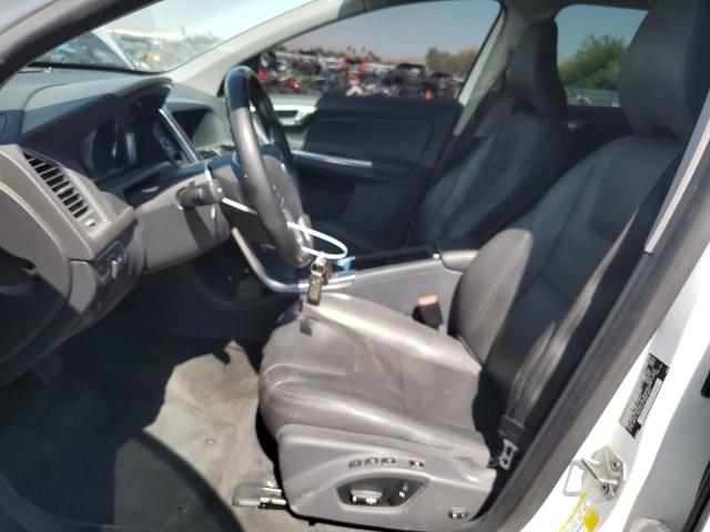  VOLVO XC60 2016 White