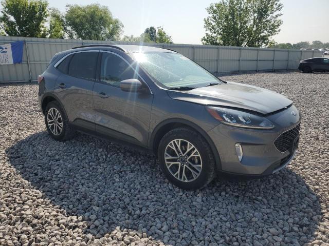  FORD ESCAPE 2021 Srebrny