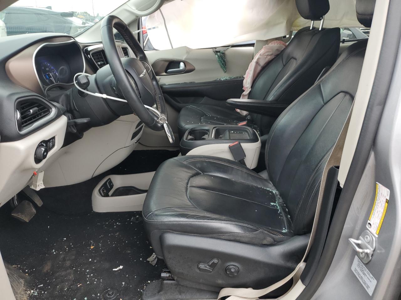 2017 Chrysler Pacifica Touring L VIN: 2C4RC1BG4HR507967 Lot: 63046875