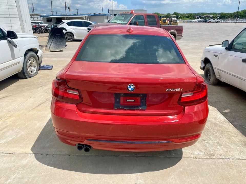  BMW 2 SERIES 2016 Красный