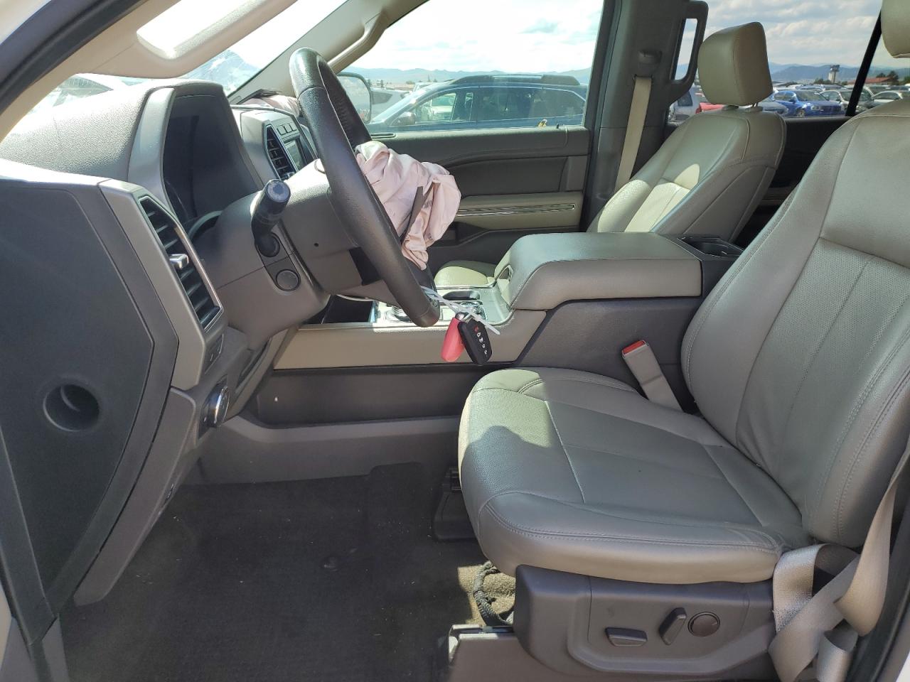 2020 Ford Expedition Max Xlt VIN: 1FMJK1JT3LEA94374 Lot: 60980475