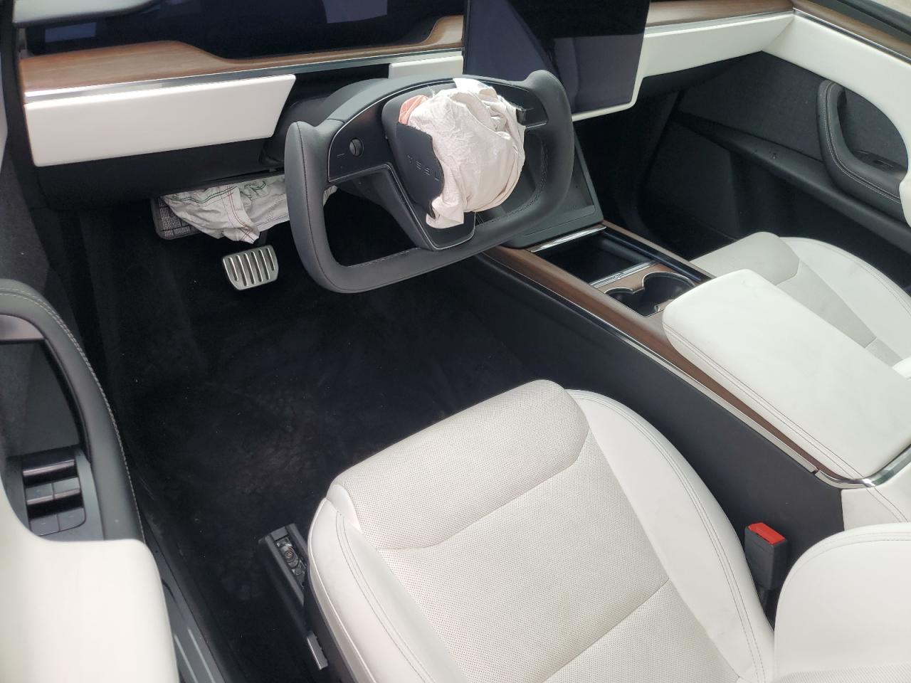 2021 Tesla Model X VIN: 5YJXCBE51MF326276 Lot: 62236115