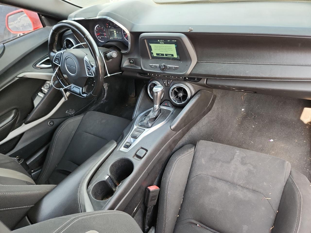 2018 Chevrolet Camaro Lt VIN: 1G1FB3DX8J0166077 Lot: 61734375