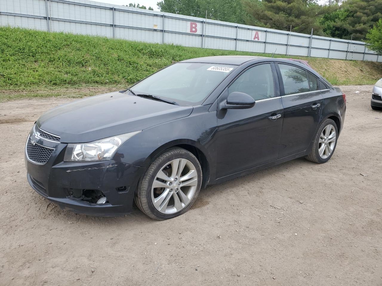 2014 Chevrolet Cruze Ltz for Sale in Davison, MI - Front End