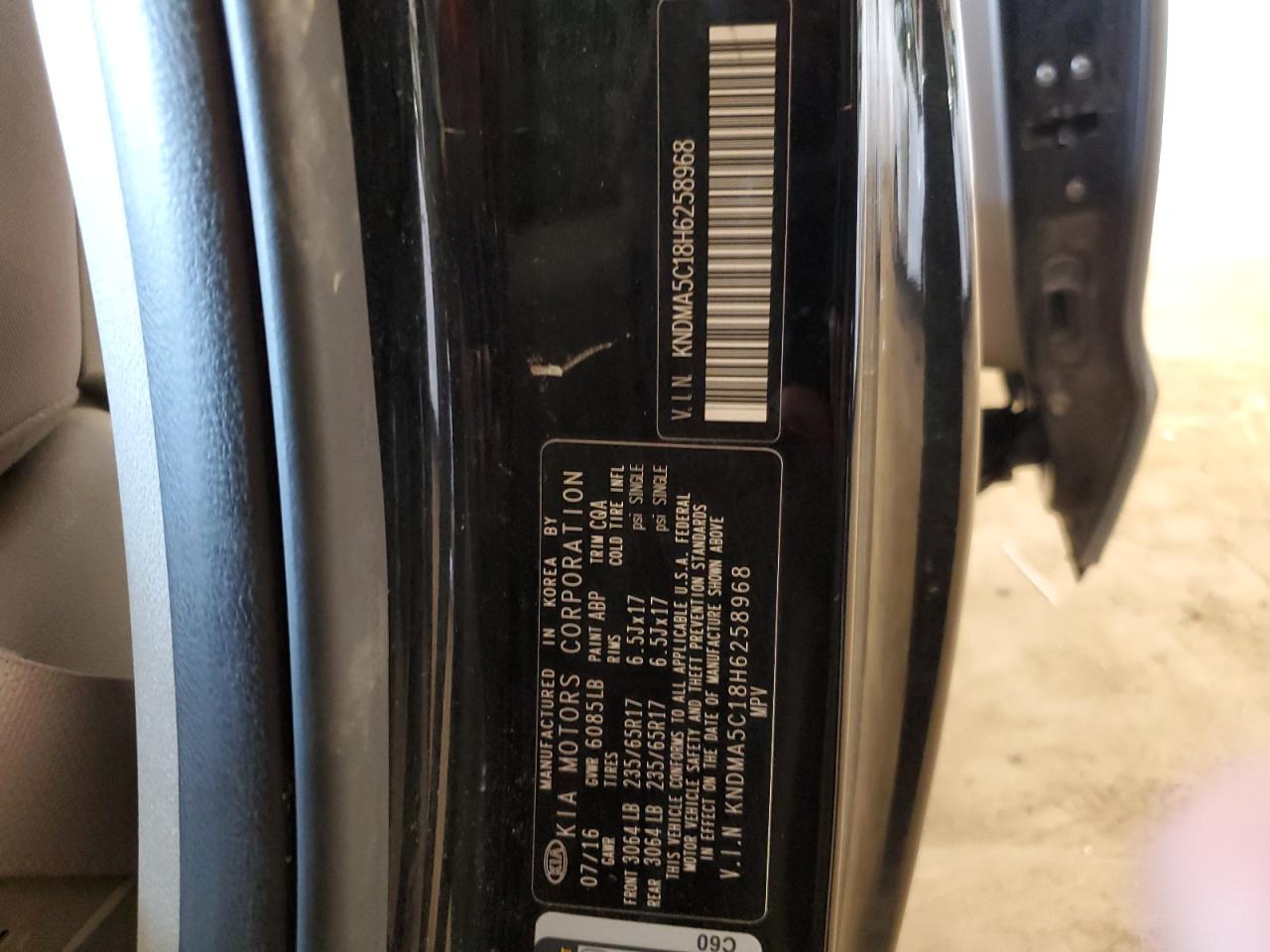 2017 Kia Sedona L VIN: KNDMA5C18H6258968 Lot: 60538555