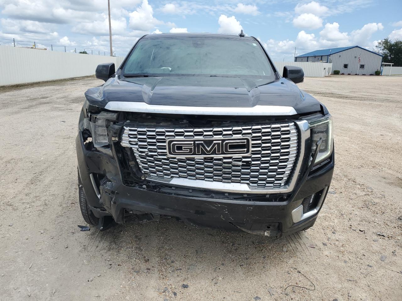 2021 GMC Yukon Denali VIN: 1GKS2DKL3MR110726 Lot: 62725815