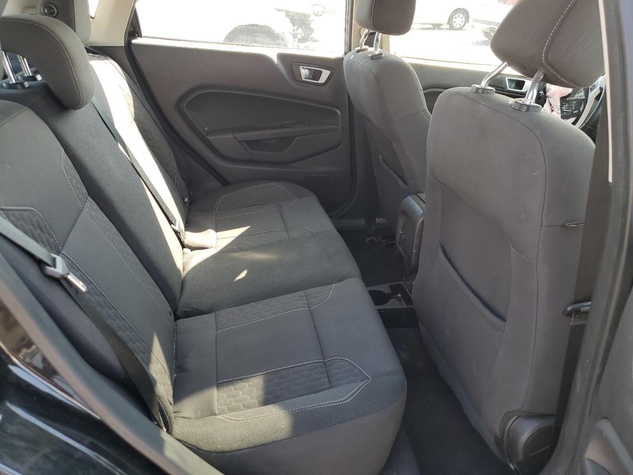 2016 Ford Fiesta Se VIN: 3FADP4EJ2GM111393 Lot: 63020935