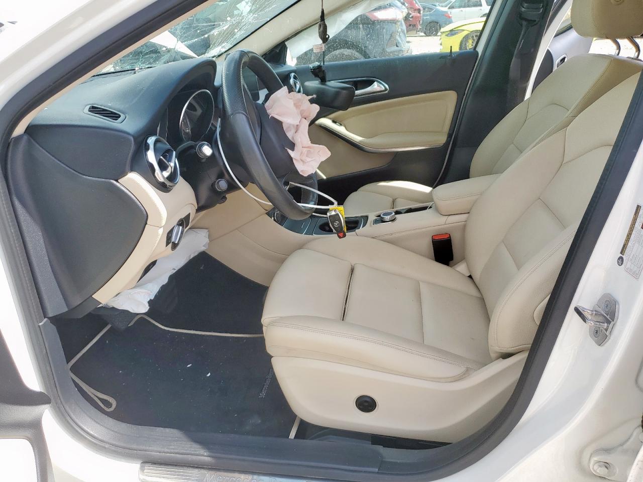 wdctg4eb0jj520716 WDCTG4EB0JJ520716 2018 Mercedes-Benz Gla 250