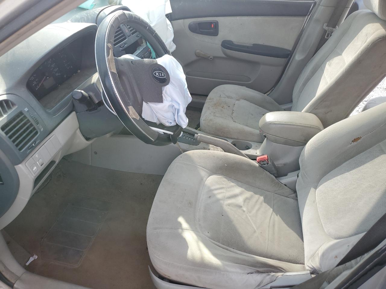 2005 Kia Spectra Lx VIN: KNAFE121955200566 Lot: 61530285