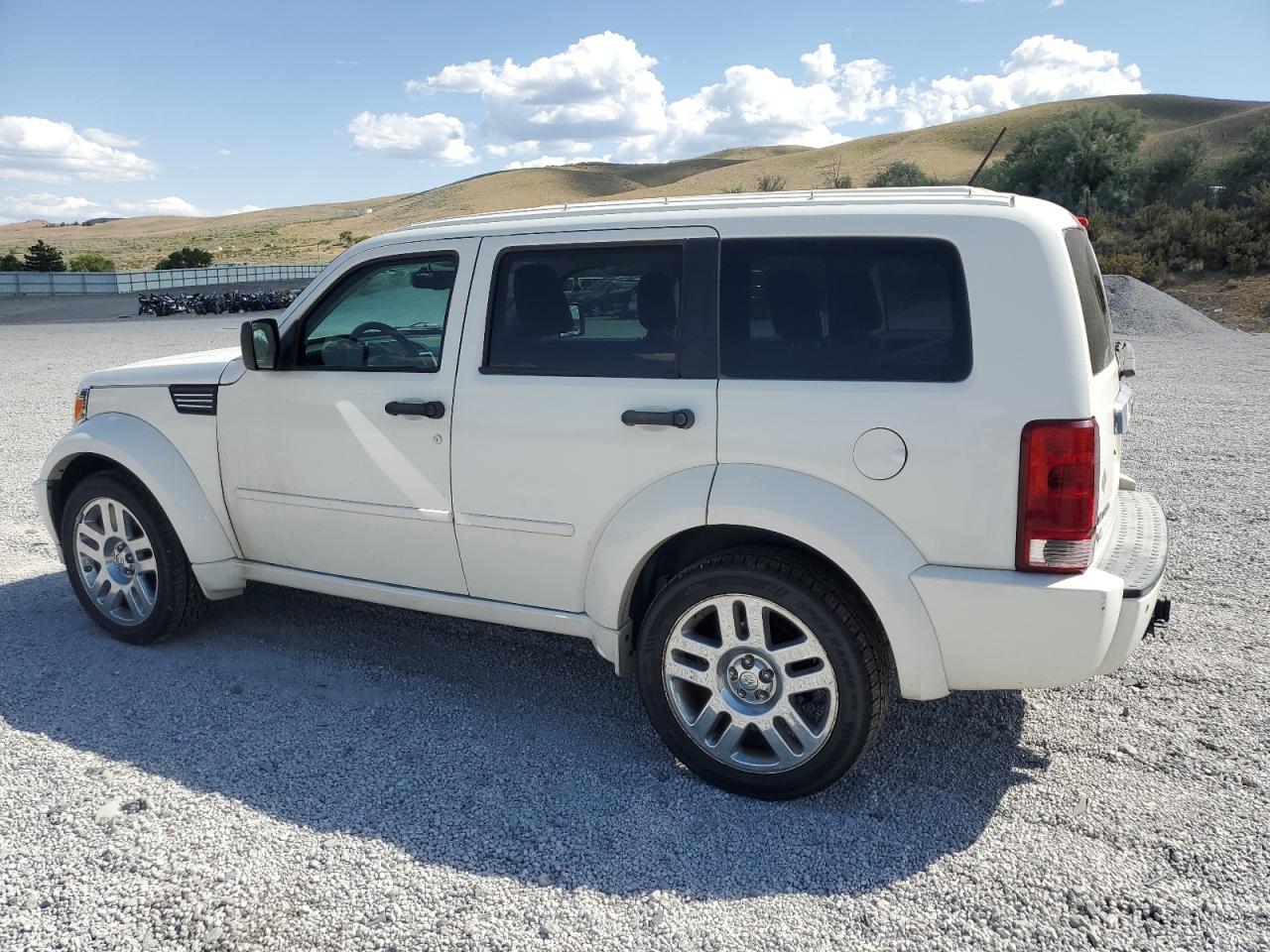 DODGE NITRO 2008 VIN 1D8GU58698W113626 photo 2
