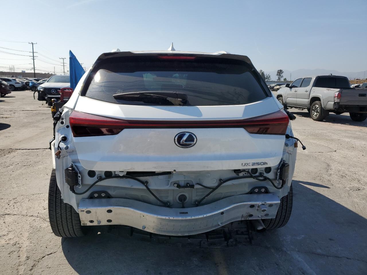 2021 Lexus Ux 250H VIN: JTHX9JBHXM2051267 Lot: 60562305