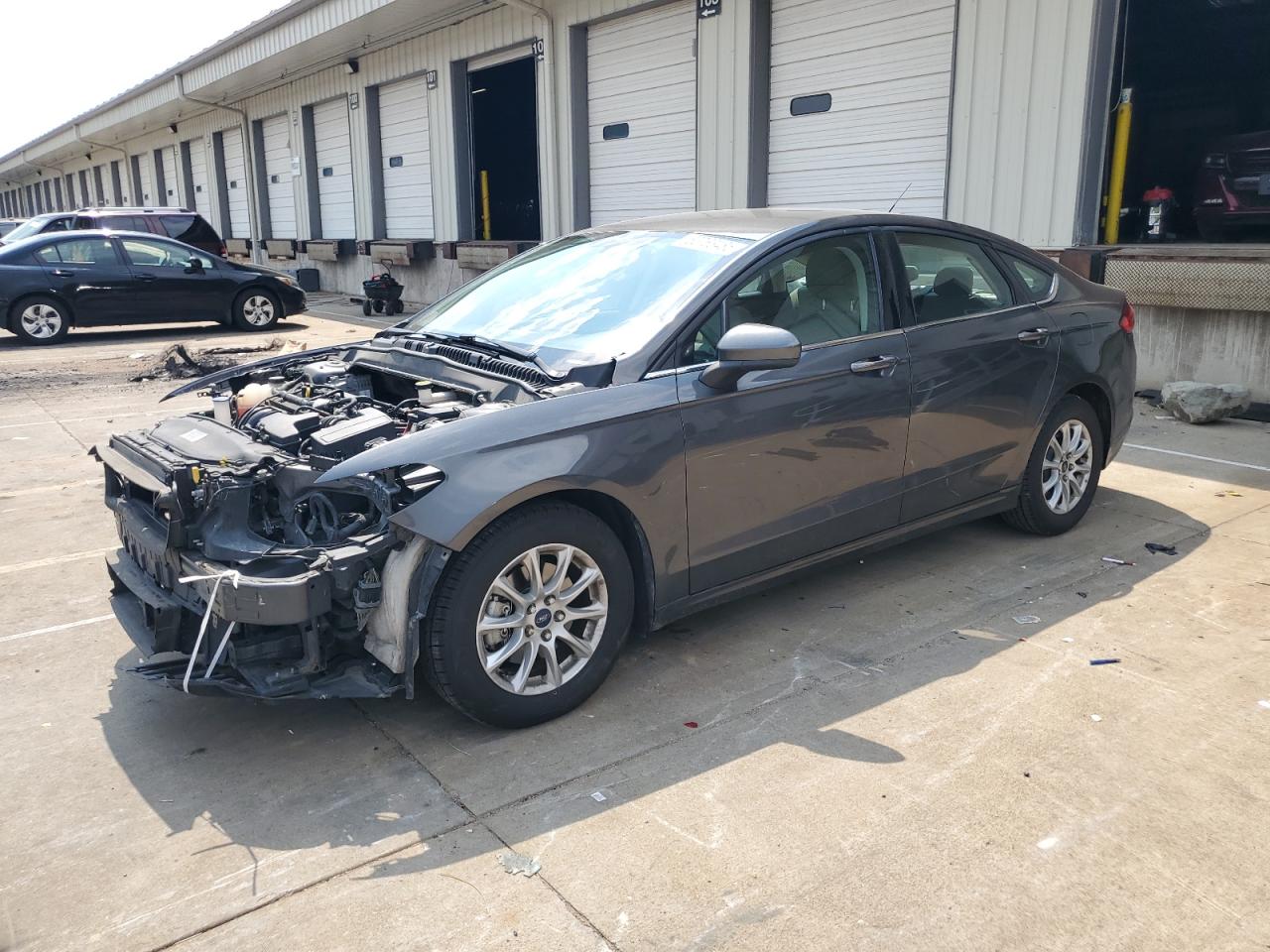 FORD FUSION 2018 3FA6P0G70JR146818