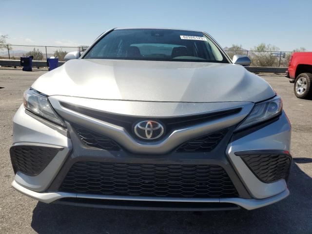  TOYOTA CAMRY 2021 Серебристый