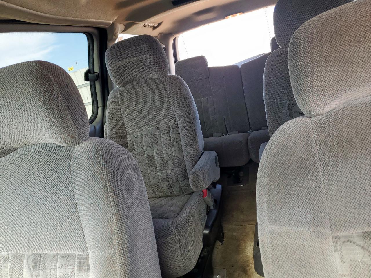 2004 Pontiac Montana VIN: 1GMDX03E34D107574 Lot: 60318725