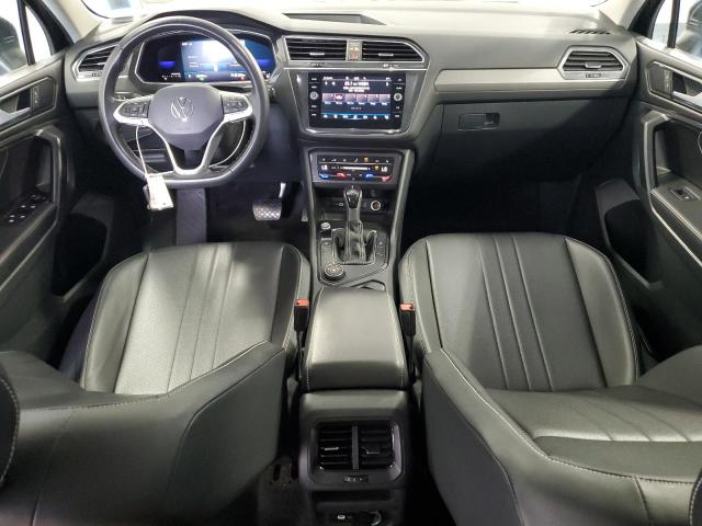  VOLKSWAGEN TIGUAN 2022 Чорний