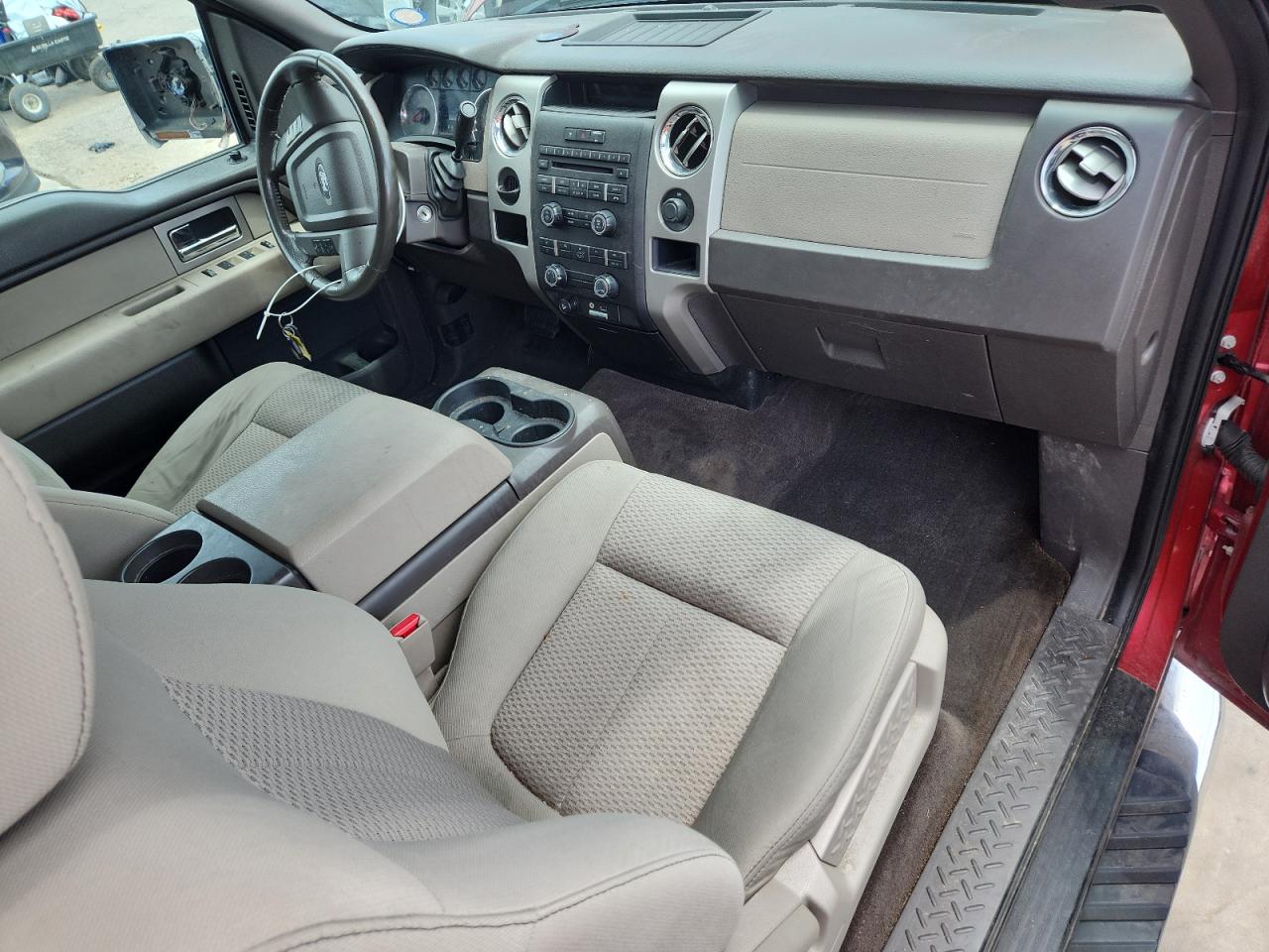 2009 Ford F150 Super Cab VIN: 1FTRX12849FA81638 Lot: 60725095