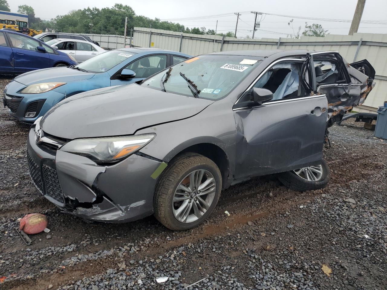 2017 Toyota Camry Le للبيع في Hillsborough، NJ - All Over