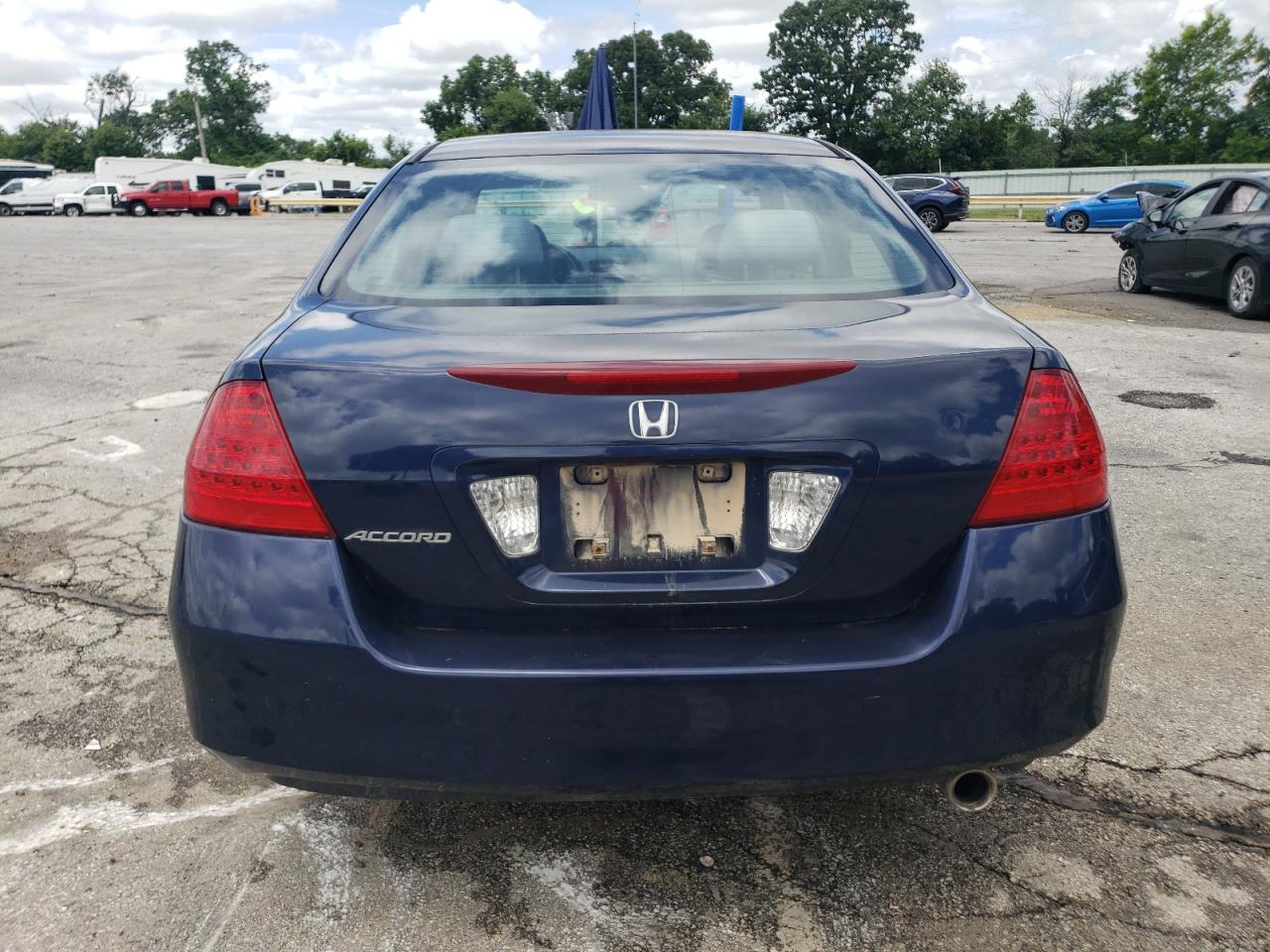 2006 Honda Accord Lx VIN: 1HGCM56496A043670 Lot: 62999695