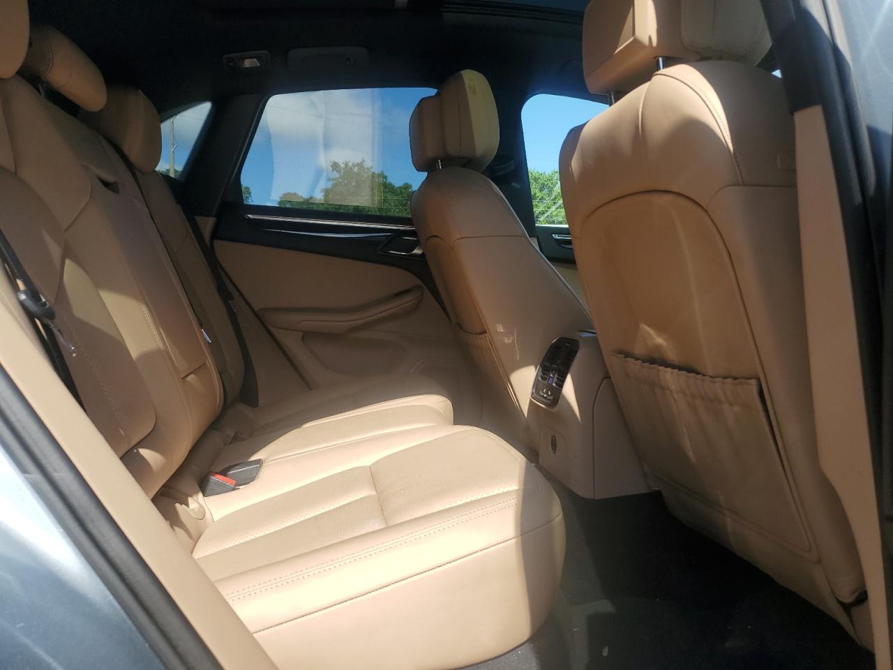 2020 Porsche Macan VIN: WP1AA2A58LLB06415 Lot: 60933815