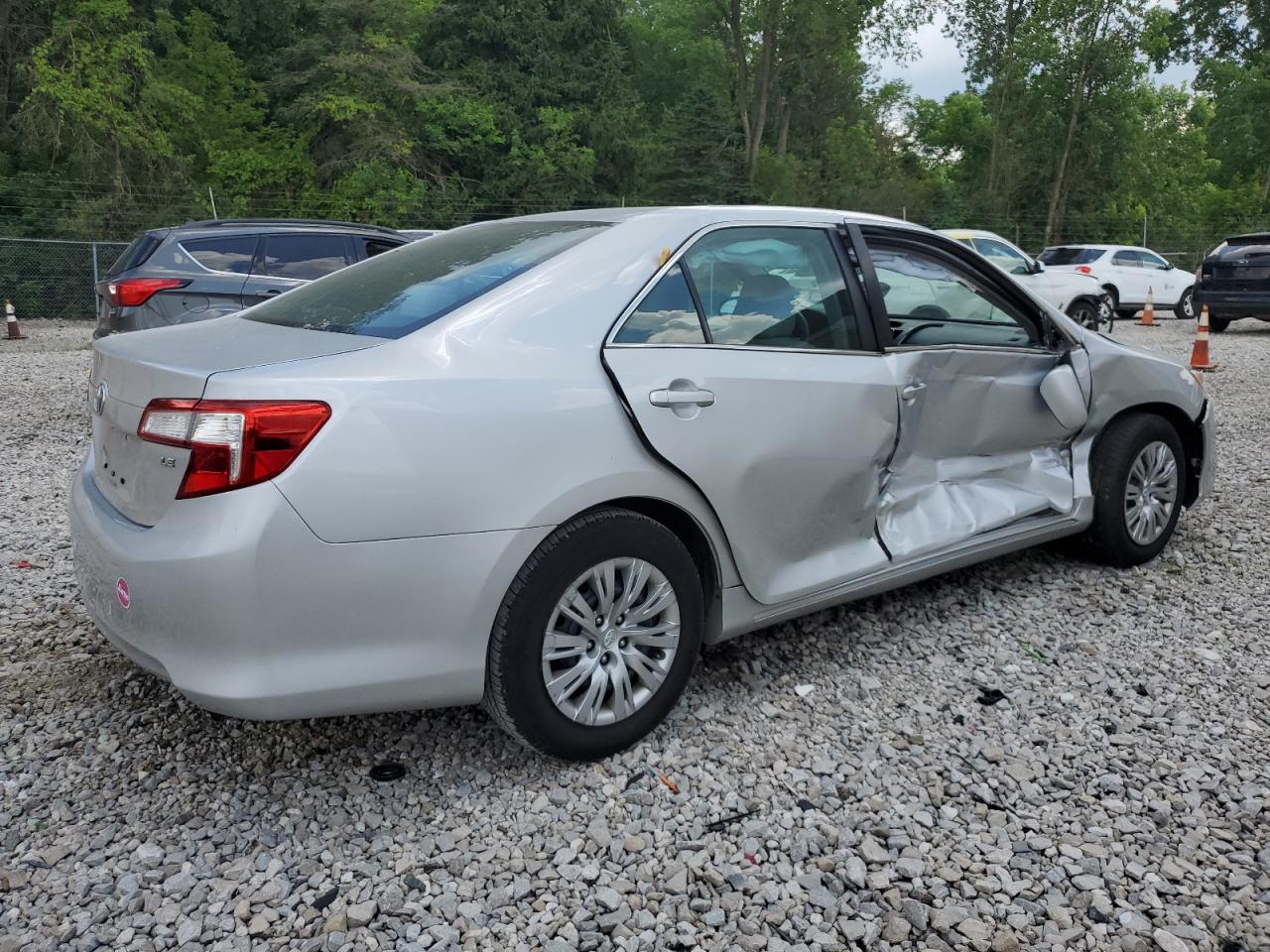 TOYOTA CAMRY 2014 VIN 4T1BF1FK2EU338145 zdjęcie 3