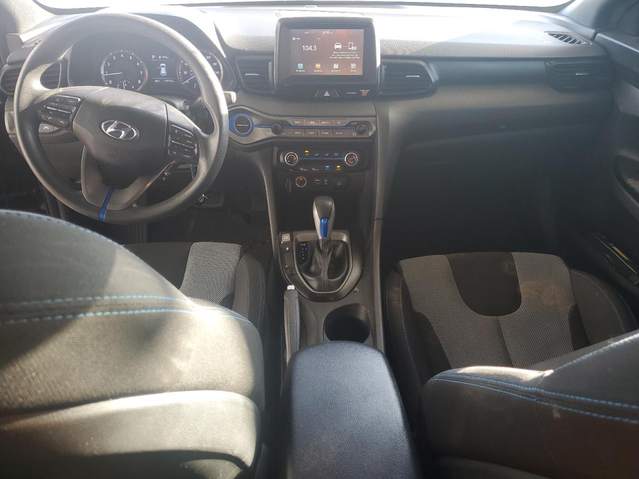 2020 Hyundai Veloster Base VIN: KMHTG6AF9LU028659 Lot: 61259715