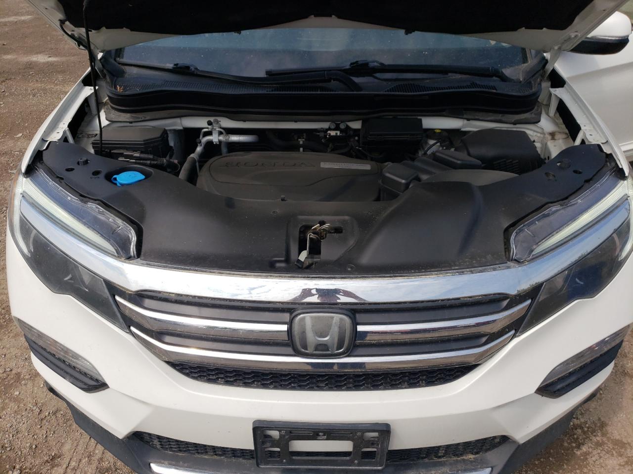 2017 Honda Pilot Touring VIN: 5FNYF6H95HB509635 Lot: 57074145