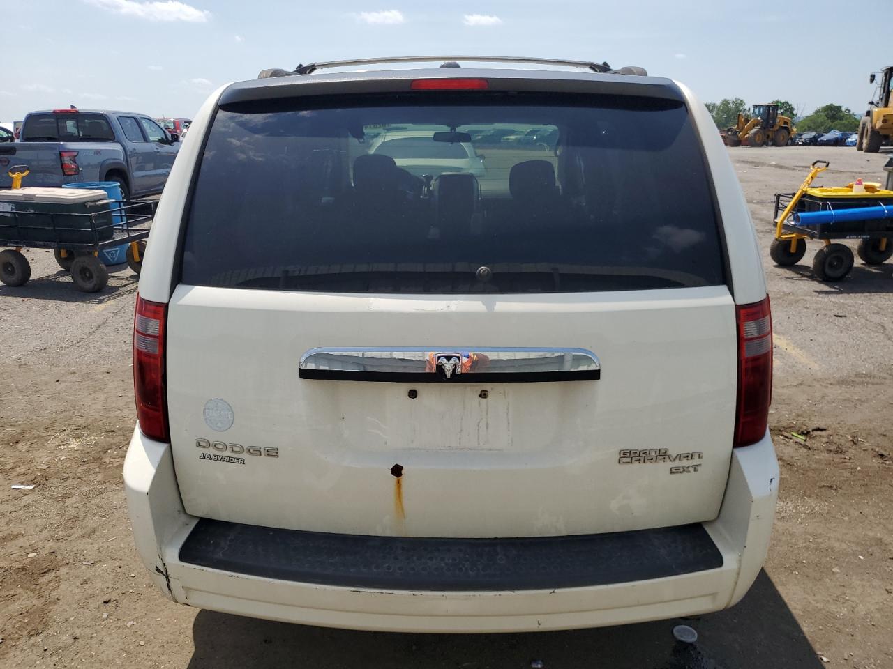 2010 Dodge Grand Caravan Sxt VIN: 2D4RN5D1XAR461662 Lot: 62014475