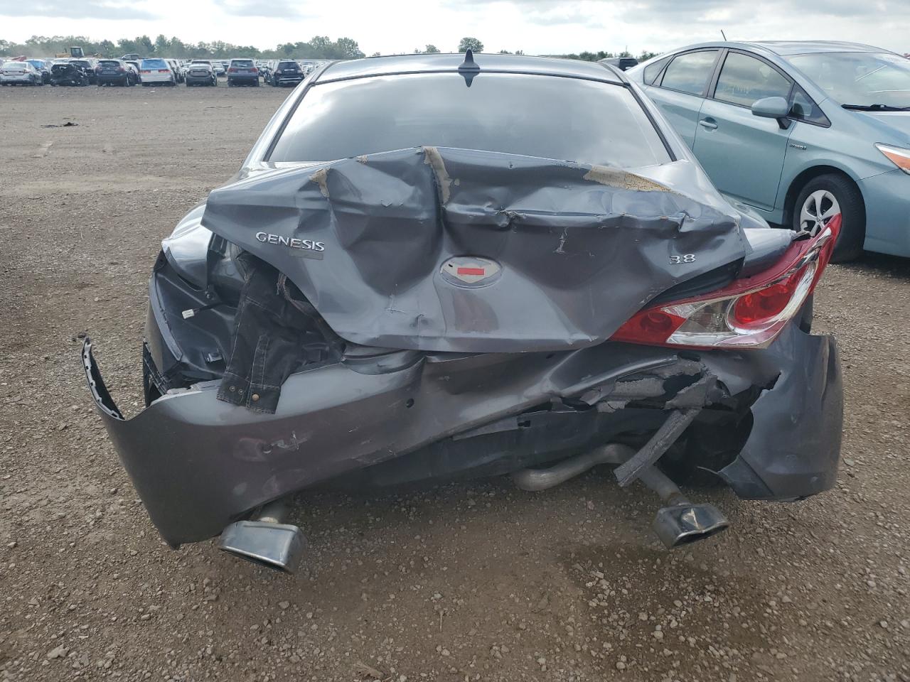 2012 Hyundai Genesis Coupe 3.8L VIN: KMHHU6KHXCU067100 Lot: 62565945