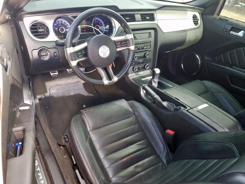  FORD MUSTANG 2013 Granatowy