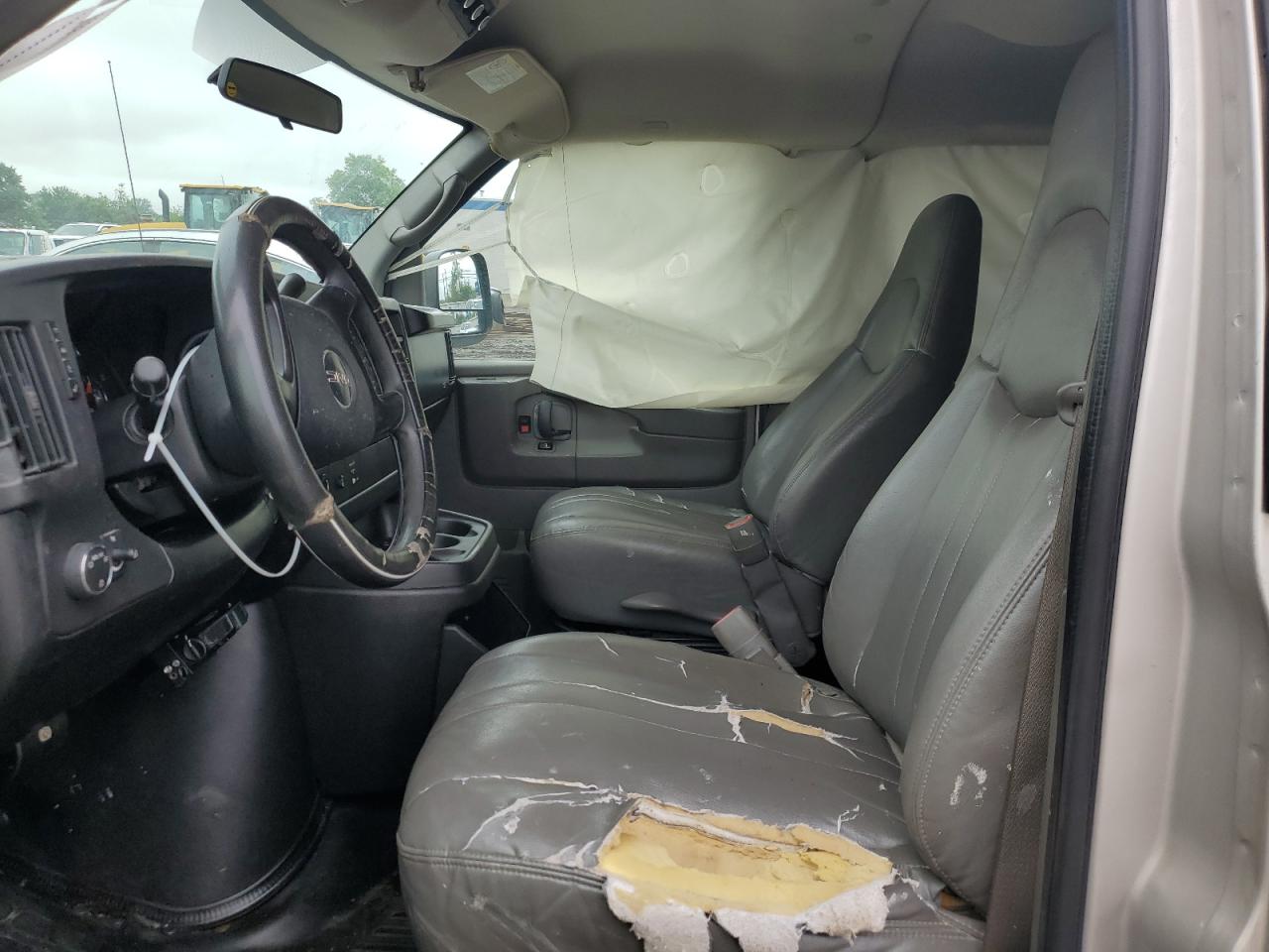 2008 GMC Savana G3500 VIN: 1GJHG39K681110070 Lot: 60958105