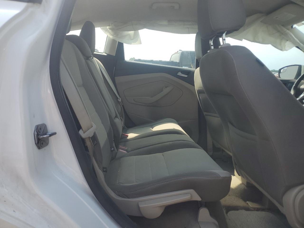 2015 Ford C-Max Se VIN: 1FADP5AUXFL121563 Lot: 62555245