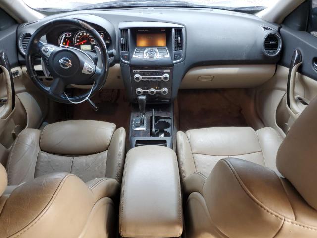 Sedans NISSAN MAXIMA 2012 Brązowy