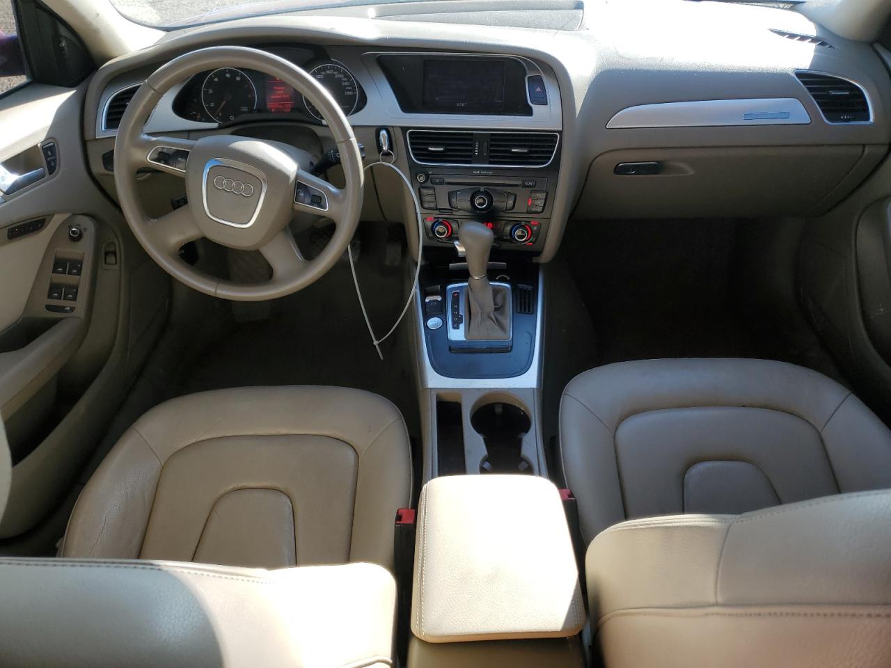 2010 Audi A4 Premium Plus VIN: WAUFFCFL8AN005282 Lot: 63061005