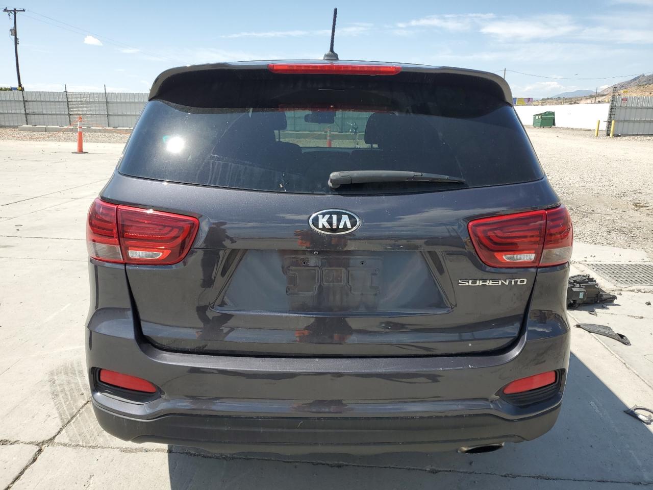 KIA SORENTO 2019 VIN 5XYPG4A54KG484263 фото 6