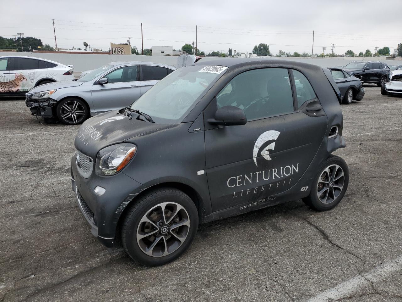 2016 Smart Fortwo na sprzedaż w Van Nuys, CA - Rear End