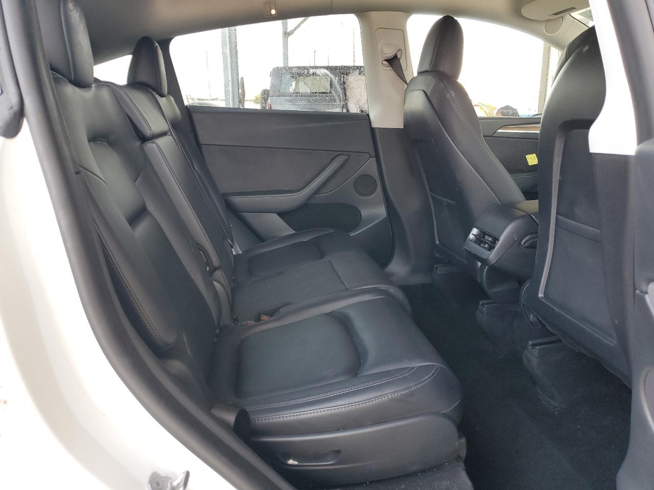 2022 Tesla Model Y VIN: 7SAYGAEE0NF545278 Lot: 61948135