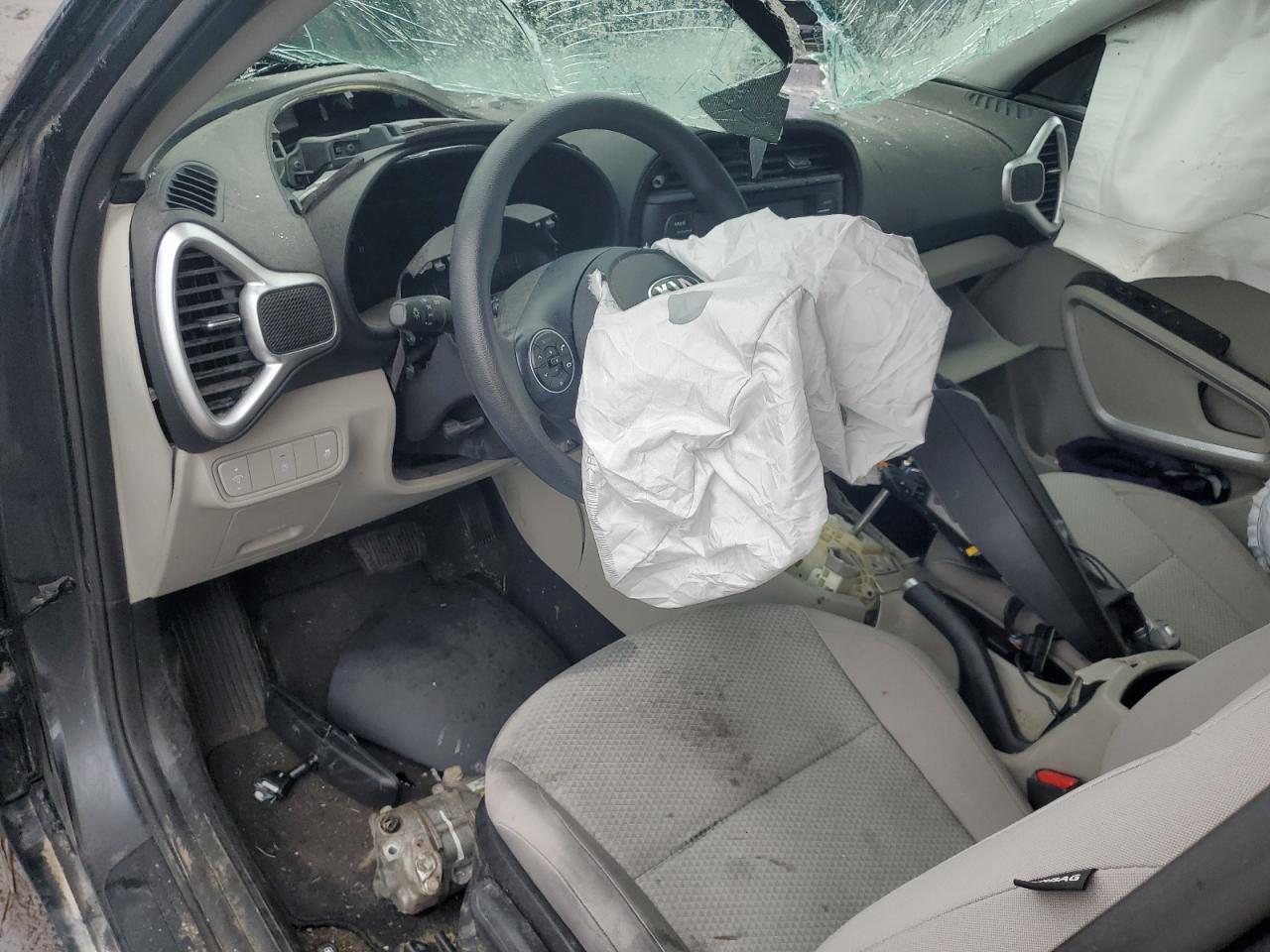 2020 Kia Soul Lx VIN: KNDJ23AU8L7732776 Lot: 61821785