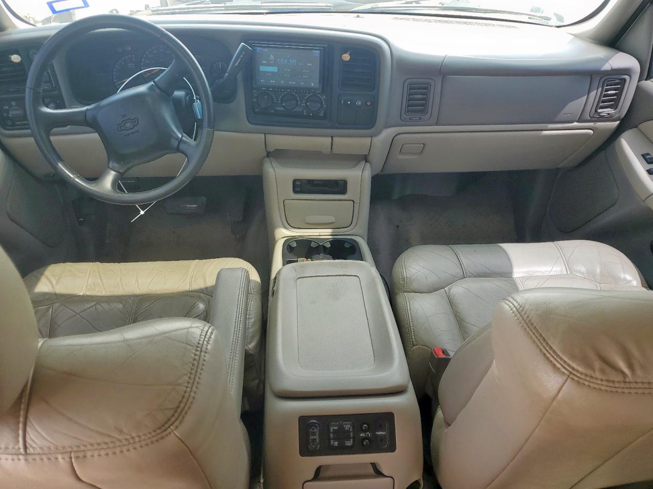2002 Chevrolet Tahoe K1500 VIN: 1GNEK13ZX2J236563 Lot: 61938835