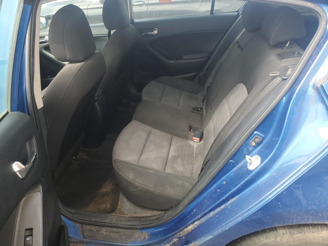 KIA FORTE 2015 VIN KNAFX5A86F5292186 фото 10