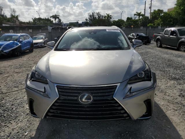  LEXUS NX 2018 Srebrny