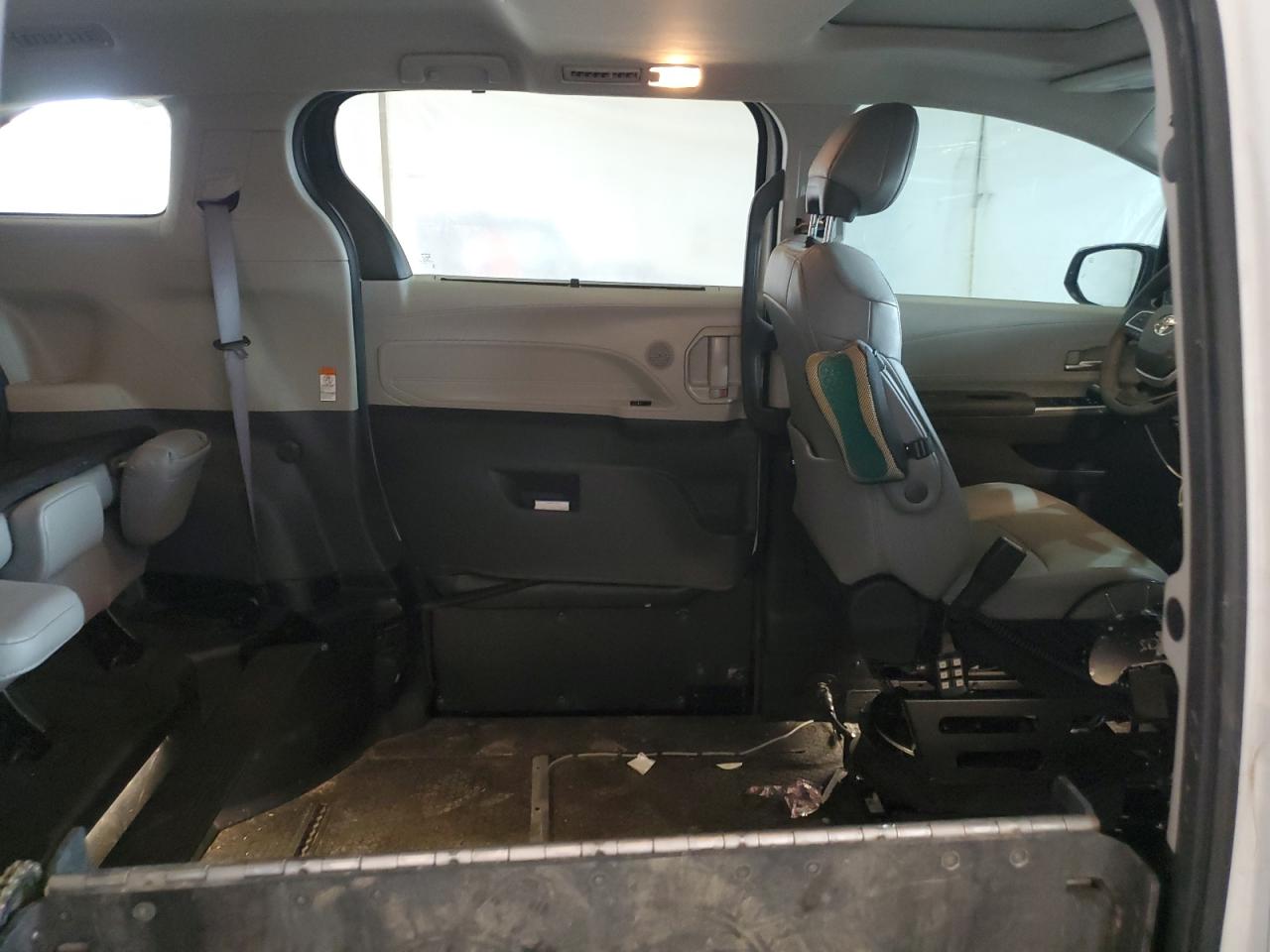 2023 Toyota Sienna Xle VIN: 5TDJRKECXPS144896 Lot: 62454675